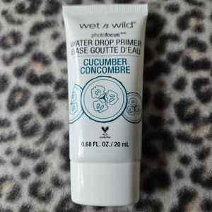 Wet n Wild PhotoFocus Water Drop Primer - Cucumber - 0.68 fl. oz., NIP